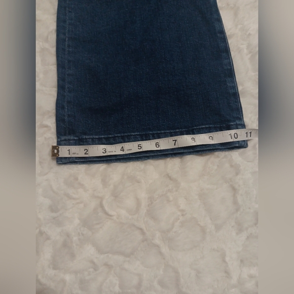 AG Los Angeles, Women's Classic Blue Wide Leg Jeans - Picture 8 of 10